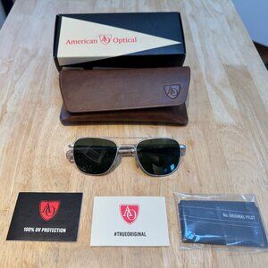 American Optical Original Pilot Sunglasses - 52mm - Matte Silver/Green Glass